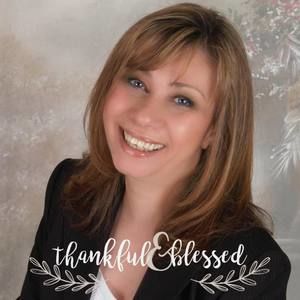 Meet your Posher, Lucy